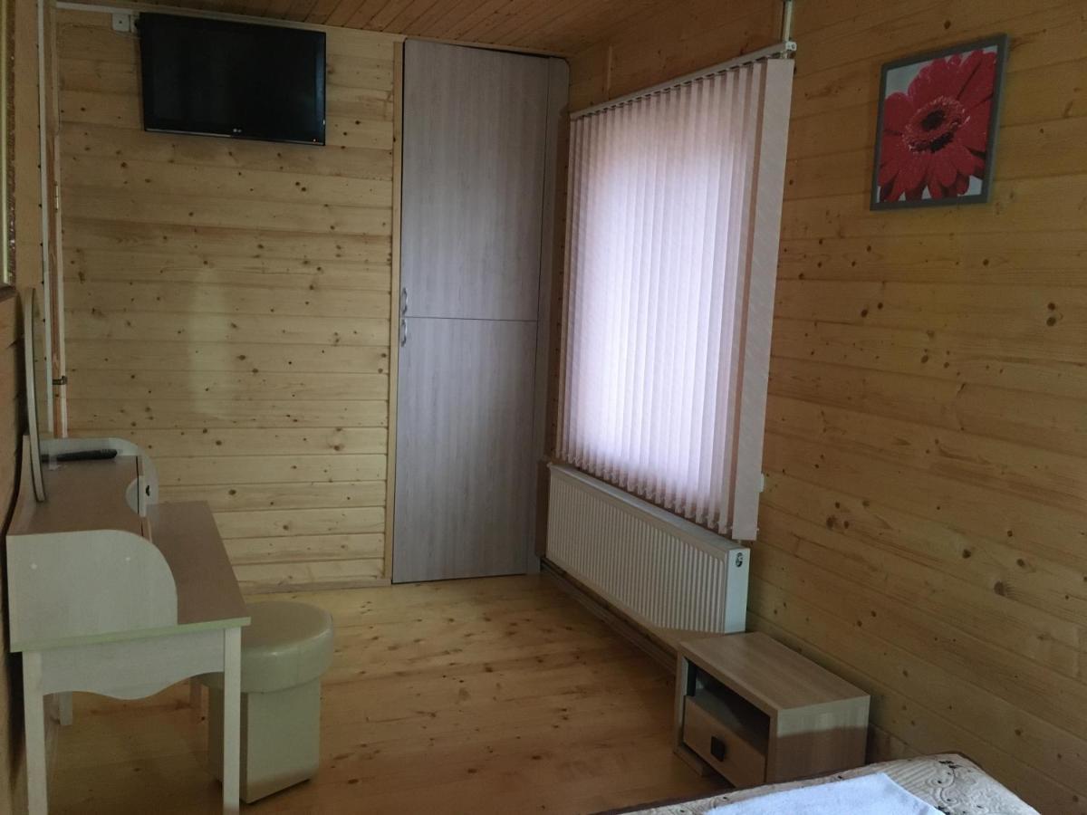 Хостел Галіція Kolomiya Buitenkant foto